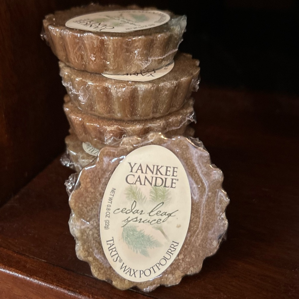 6 Yankee Candle TARTS WAX MELTS Cedar Leaf Spruce